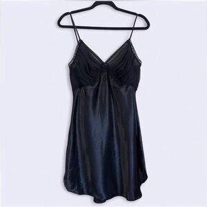 Vintage Delicates Beaded Lace Detail Nightgown Black Size Medium